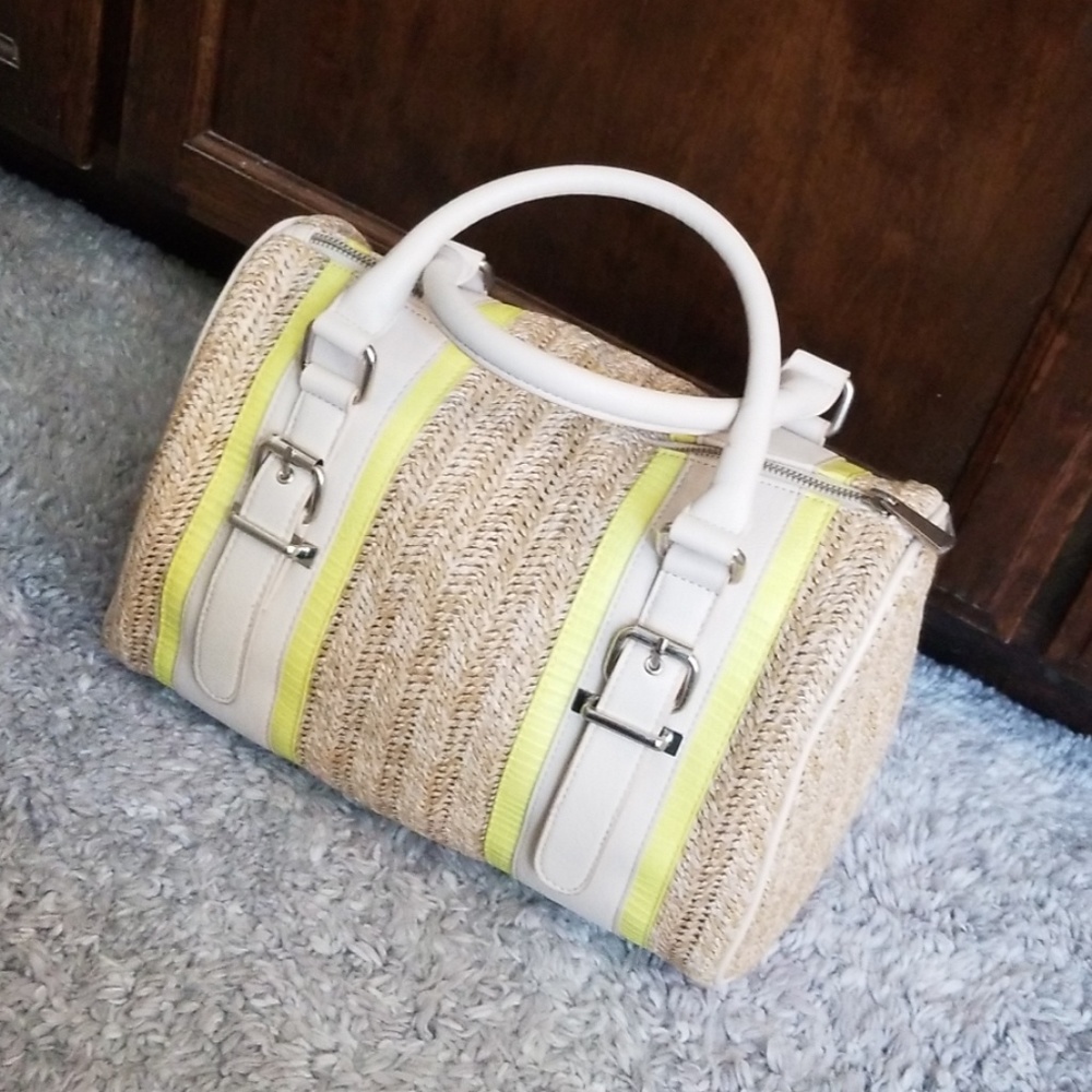 Hand bag